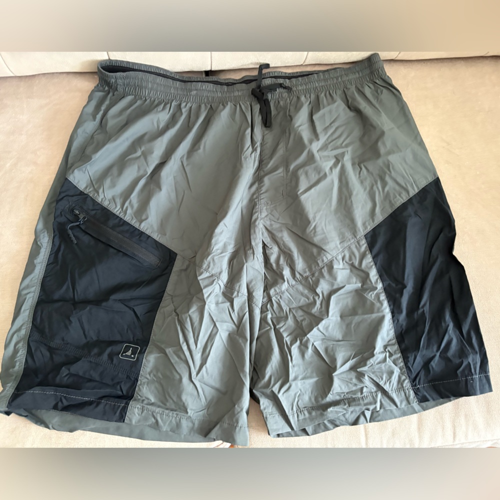 COPY - Triple Aught Design Black and Grey Shorts Size 40